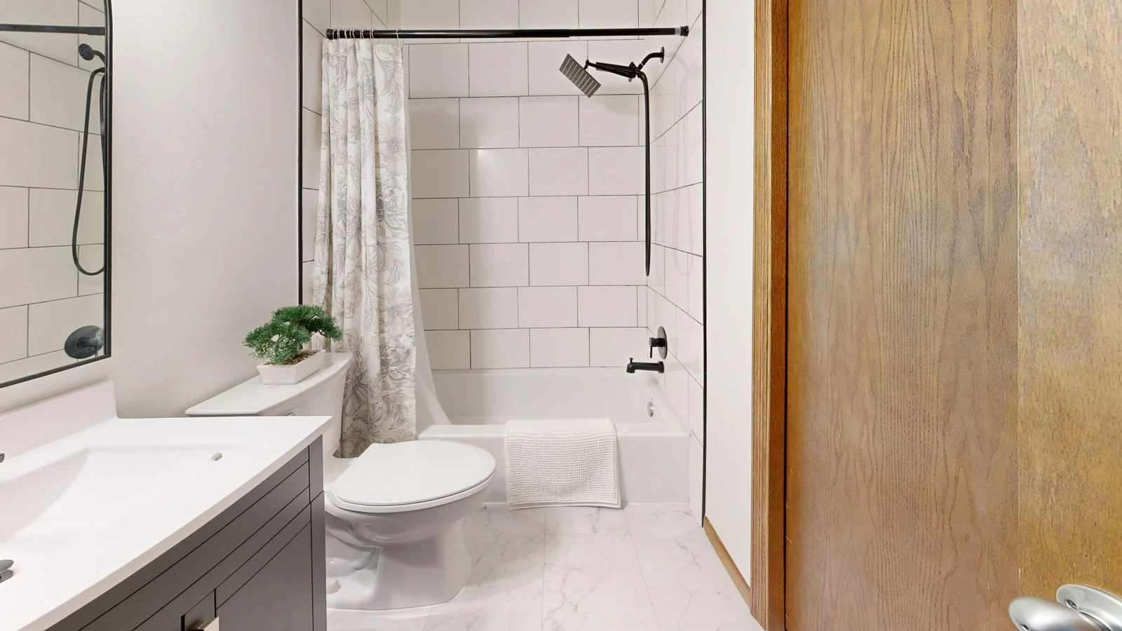 Bathroom layout and fittings